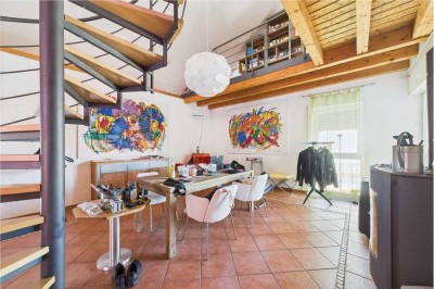 Helle 3-Zimmer-Maisonettewohnung mit Dachterrasse in Bürstadt-Bobstadt