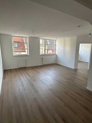 Attraktive 2-Zimmer Wohnung, frisch renoviert, in Unna
