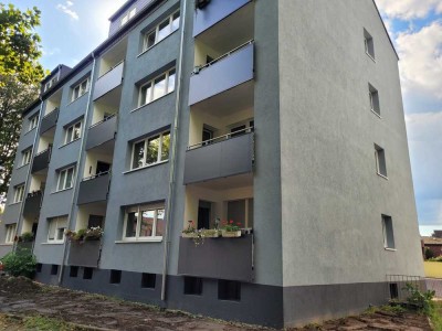 Renovierte 3 Zimmerwohnung mit Balkon - einziehen und wohl fühlen! Ideal für Paare und kl. Familien!