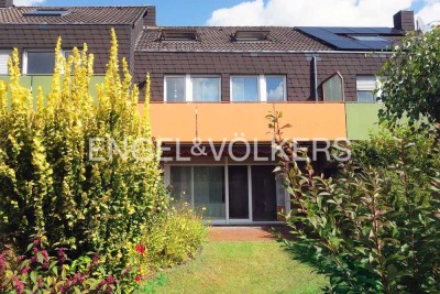 Lichtdurchflutetes Reihenhaus mit Balkon, Garten und Garage