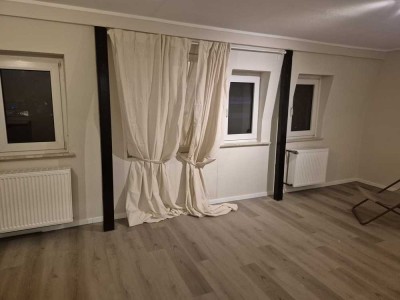 Studenten-Dachstudio für 5 Jahre zu vermieten