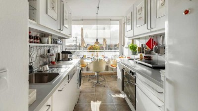 Zoo: Altersgerechte 2-Zimmer-Wohnung mit Aufzug und umlaufendem Balkon