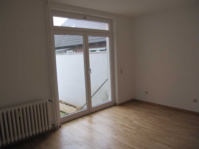 Drei Zimmer Wohnung mit großer Terrasse in  Lehrte Ahlten
