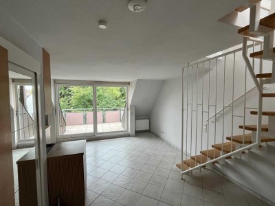 Helle, lichtdurchflutete und ruhige 2-Zimmer Maisonette-Wohnung in Stuttgart-Vaihingen