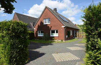 Attraktives Einfamilienhaus mit umfangreichen Modernisierungen!