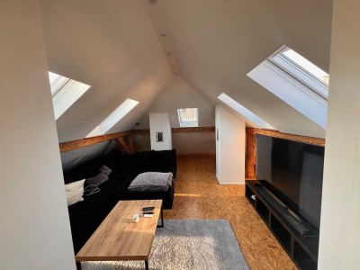 Attraktive Wohnung mit vier Zimmern in Erlangen