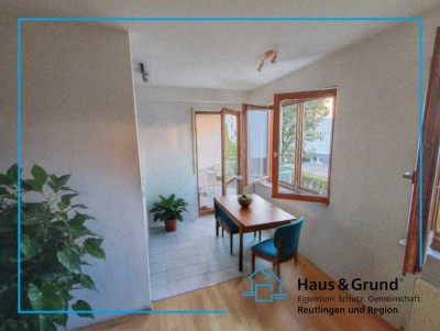 Solide 1,5-Zi.-Whg. mit überdachtem Balkon und Doppelparker