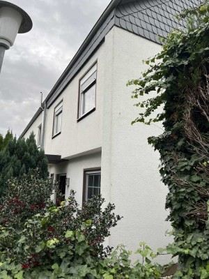 Maintal Wachenbuchen" Reihenendhaus in ruhiger Wohnlage