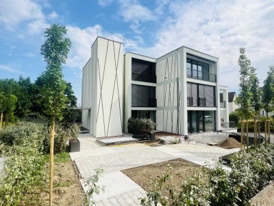 STYLISCHE WOHNUNG MIT TERRASSE UND GARTENANTEIL