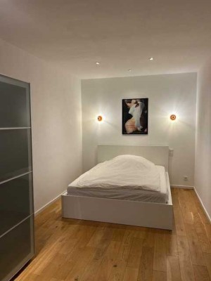 Tolle möblierte 2 Zimmer-Wohnung mit außergewöhnlicher Ausstattung