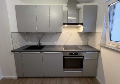 2-Zimmer Wohnung mit Einbauküche, elektrischen Rolläden und Balkon in Rechberghausen bei Göppingen