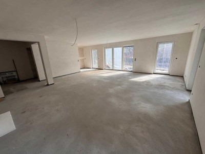 Neubau 5-Zimmer-Maisonette mit luxuriöser Innenausstattung mit Balkon in Bochum