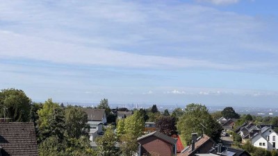 +++Helle 2 Z. DG mit großer Dachterrasse in Odenthal-Blecher+++