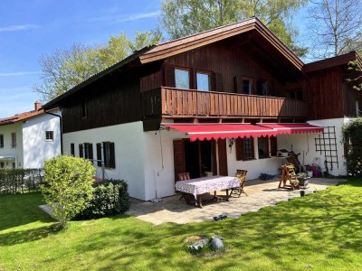 I. I. TEAM: Wohnen in traumhafter Lage, charmantes Einfamilienhaus in gewachsener Wohngegend !!