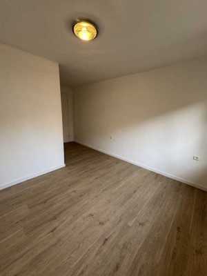 Schön, große und helle Wohnung mit angenehmen Atmosphäre.