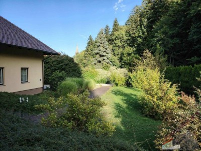 Tolle Villa mit neuer PV-Anlage bietet viel Platz und ruhige, grüne Umgebung – nur ca. 38 min zur Stadtgrenze Wien!