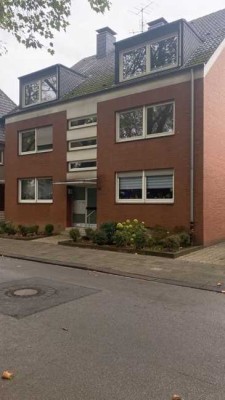 Gemütliche 2 Zimmer DG-Wohnung in schöner Lage von Friemersheim