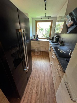 SANIERT! SONNIGER WINTERGARTEN MIT SUPER AUFTEILUNG!