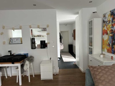 2-Zimmer-EG-Wohnung mit EBK in München Am Hart