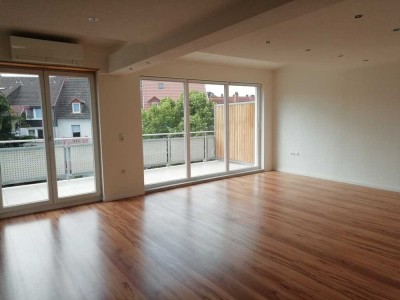 Schöne, helle und offen-gestaltete 3 Zimmer Maisonette Wohnung  - Innenstadt