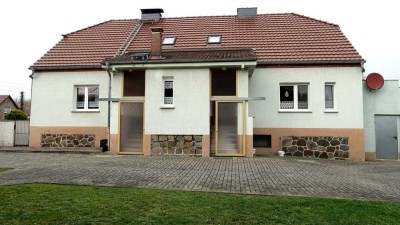 Zwei Doppelhaushälften zum Preis von Einer