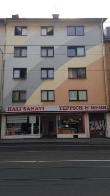 4. OG OHNE Aufzug! 3-Zimmer-Wohnung mit Balkon in Duisburg-Hochfeld