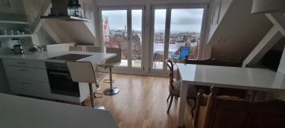 Offenburg zentral – Sonniger Südbalkon, ruhige Lage, Blick in Grüne