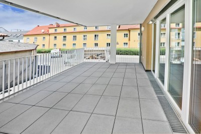 Lichtdurchflutete 3-Zimmer-Wohnung mit Terrasse zum Entspannen - Am Bienefeld