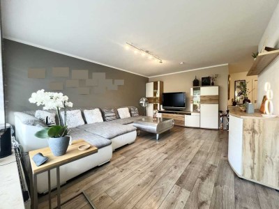 Ab sofort verfügbar! Tolle 3-Zimmer-Wohnung mit Balkon und 3 Duplex-Stellplätzen in Bretten