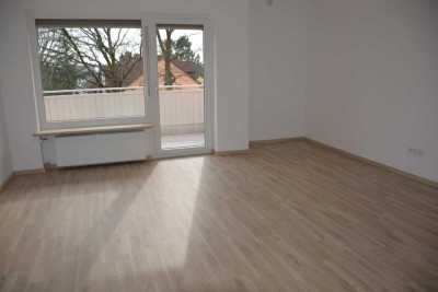 3 Zimmer Wohnung mit Einzelgarage + Hobbyraum in Nürnberg, Katzwang, Albert-Schweitzerstr.