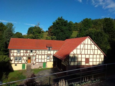 Idyllischer Fachwerkhof in bester Lage von Kirchheim OT
