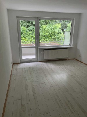 4 Zi. Whg. mit Balkon