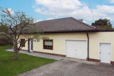 Nach Kauf bezugsfrei! Wohnen auf einer Ebene - Bungalow in ruhiger Nachbarschaft