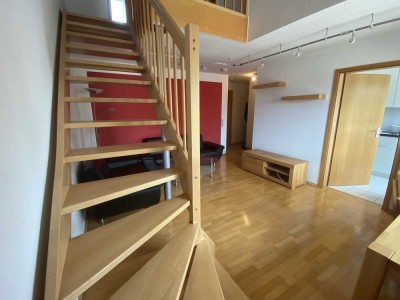 Stilvolle, modernisierte 2-Zimmer-Maisonette-Wohnung mit neuer EBK in Kusterdingen