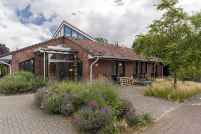 Erstbezug nach Sanierung! 3-Zi-Wohnung mit Terrasse und Stellplatz!