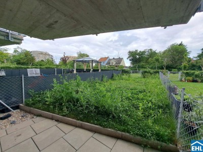 Traumhafte 3-Zimmer Wohnung mit Garten und Terrasse in Nähe des Flughafens!