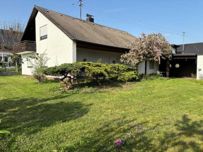Einfamilienhaus auf Eckgrundstück gepflegt u. zentral - von Privat