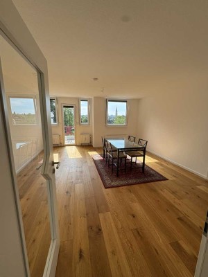 helle 4-Zimmer-Maisonette mit Einbauküche