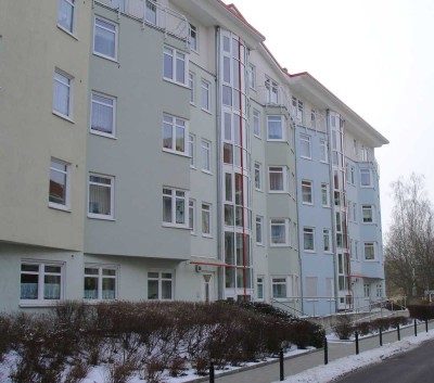 barrierefreie, seniorengerechte Neubauwohnung, hell, renoviert, Balkon