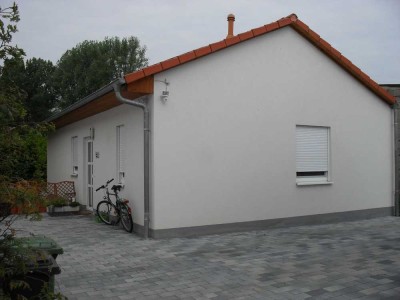 Günstiges 3-Zimmer-Einfamilienhaus in Knittelsheim mit zusätzlichem kleinem Haus