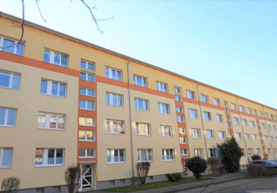 Ruhig gelegene 3-Zimmer-Wohnung mit Balkon und Keller in Neuruppin