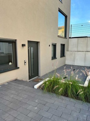 Moderne 2-Zimmer-Einliegerwohnung mit Terrasse und Einbauküche in Weinsberg-Gellmersbach