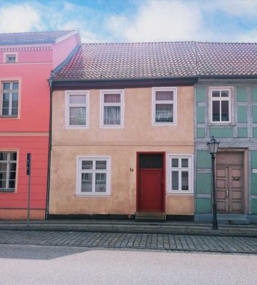 Sanierungsbedürftiges Altstadthaus