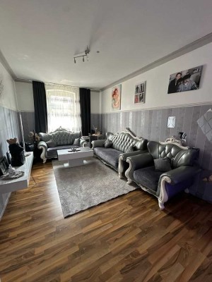 Gemütliche 3,5-Zimmer-Wohnung im 2. OG – zentral und ruhig gelegen