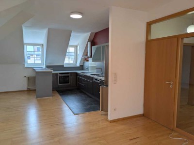 Stufenlose 3-Zimmer-Altbauwohnung mitten in Landau