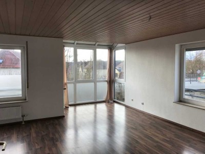 Helle 1,5-Zimmer-Wohnung in Vaihingen an der Enz - vollständig renoviert mit Einbauküche