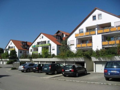 Schöne 2,5-Zimmer-Wohnung mit Südbalkon in FN-West