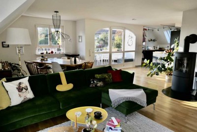 4-Zimmer-Maisonettewohnung mit Balkon, Kamin & Schwarzwaldblick in Zell-Weierbach