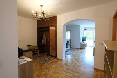 Grosse 2 Zimmer Wohnung am Stadtrand