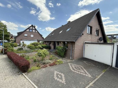 Wundervolle Doppelhaushälfte in ruhiger Wohnlage Neuss Holzheim und guter Anbindung